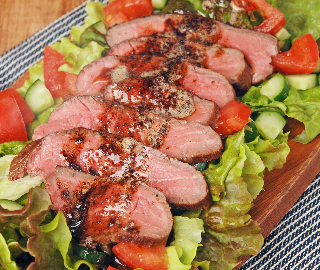 【3rd Place Recipe Contest】 Steak Salad with Shuto Dressing