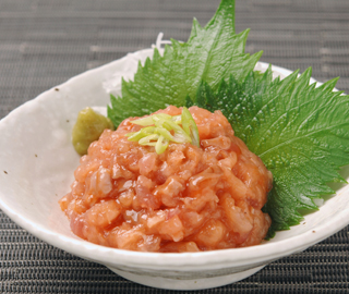 Thin slice of Tuna mixed in Shuto